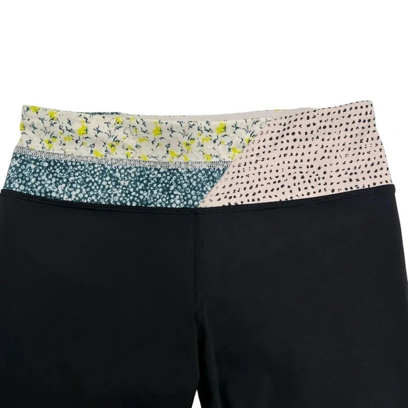 Lululemon Run Inspire Crop Leggings Black Neutral Blush Floral Athletic Pants 4 - Picture 7 of 12